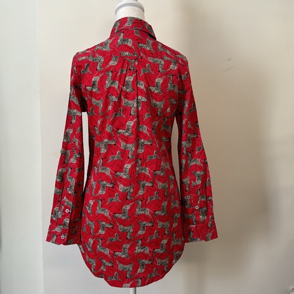 NWT Tizzie red with zebras button down blouse, Sz XS - Picture 2 of 14